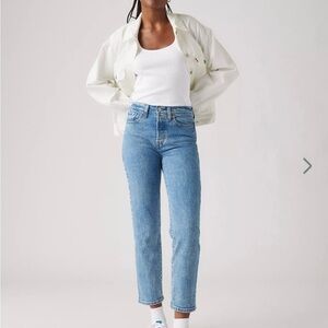 Levi's Women’s Medium Wash Wedgie Straight Leg Jeans